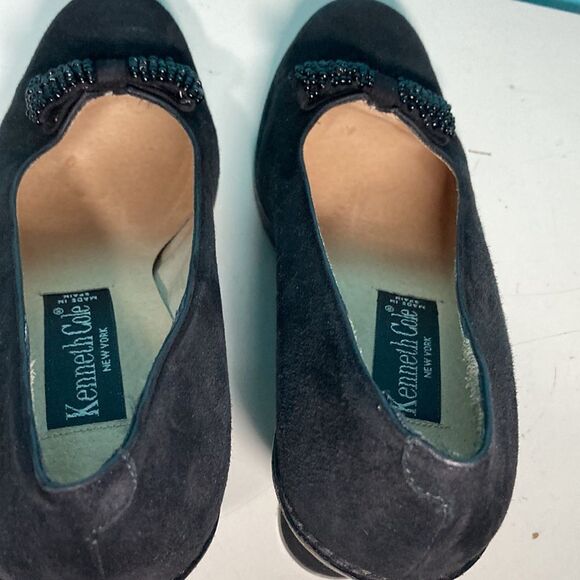 Vintage Black Kenneth Cole Heels Size 8.5 Leather & Suede with Beaded Bow - Picture 8 of 12